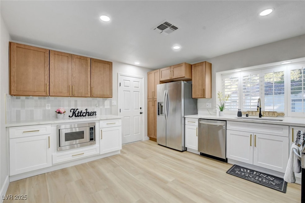 6987 Emerald Springs Ln, Las Vegas, NV 89113 - photo 1