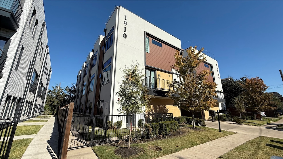 1910 Caddo St unit A203, Dallas, TX 75204 - photo 1