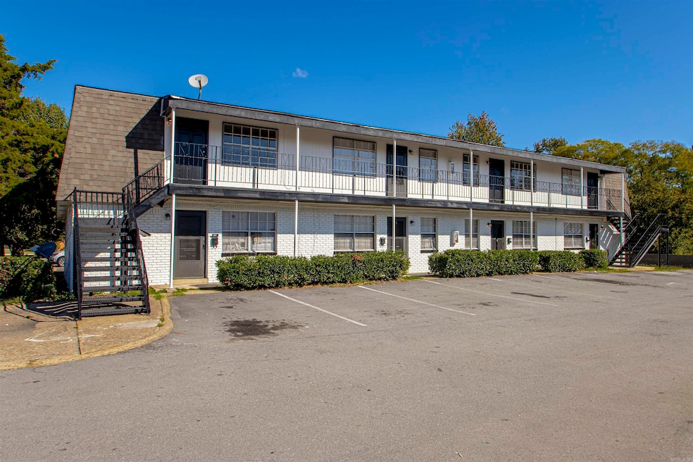 515 Brookside Dr, Little Rock, AR 72205 - photo 1