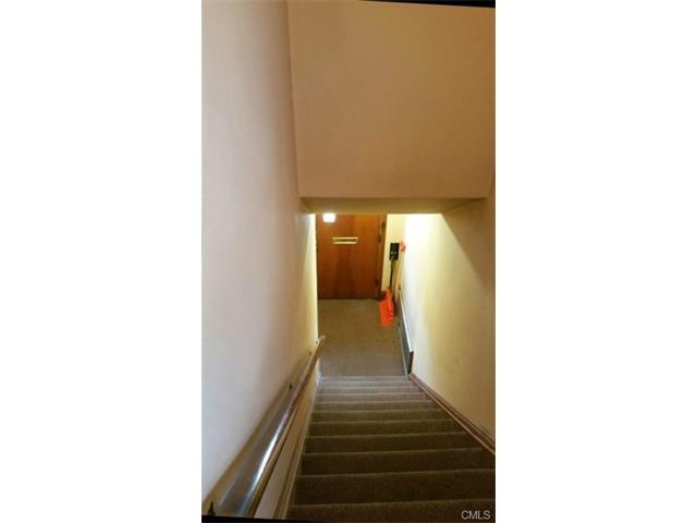 17 Woodbury Ave unit 2, Norwalk, CT 06850 - photo 1