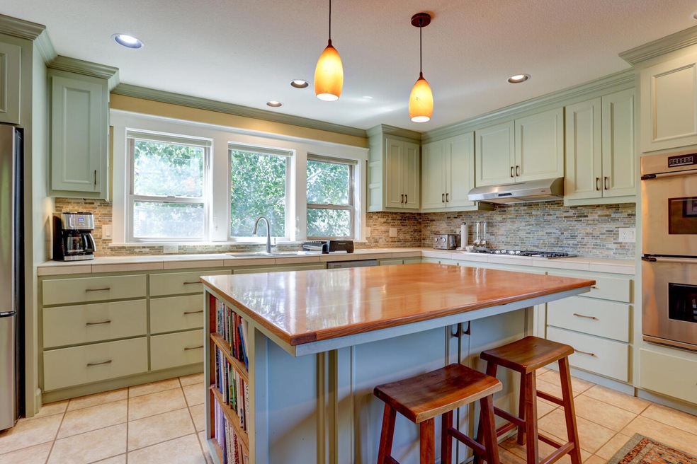 23085 Chisholm Trail--9
