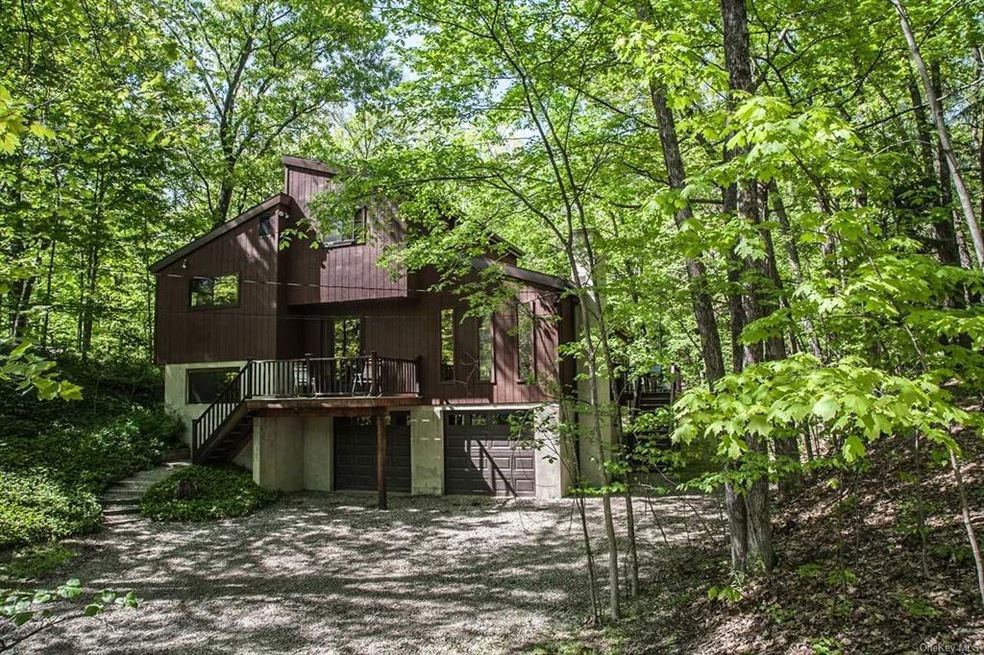 39 Hickory Hill Rd, Clinton Corners, NY 12514 - photo 1