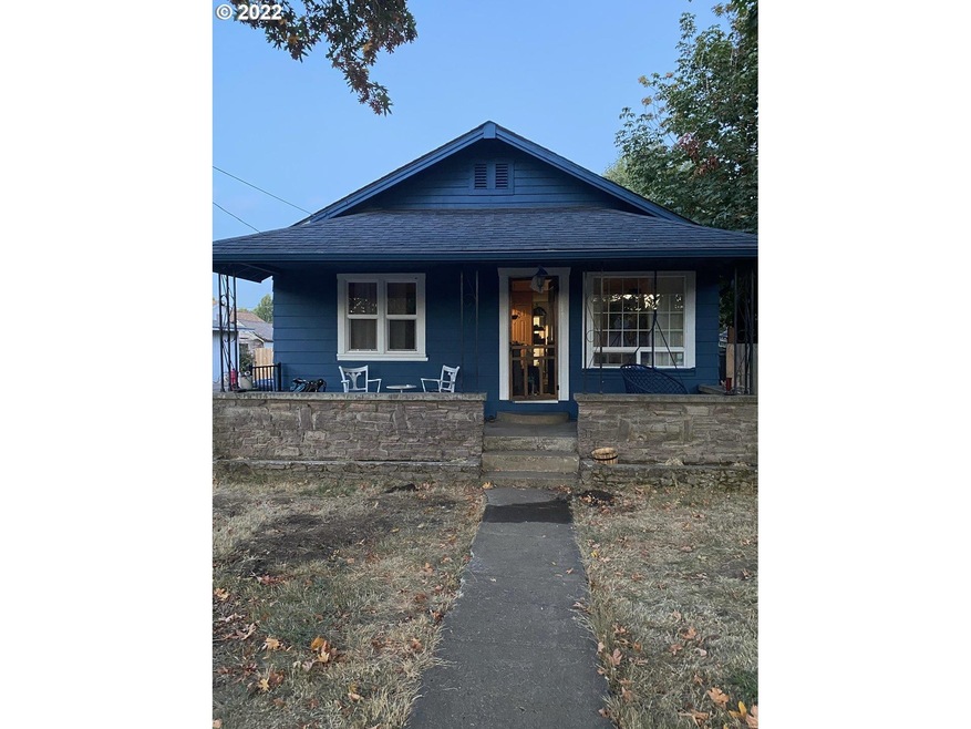 48 N 4th St, Creswell, OR 97426 - photo 1