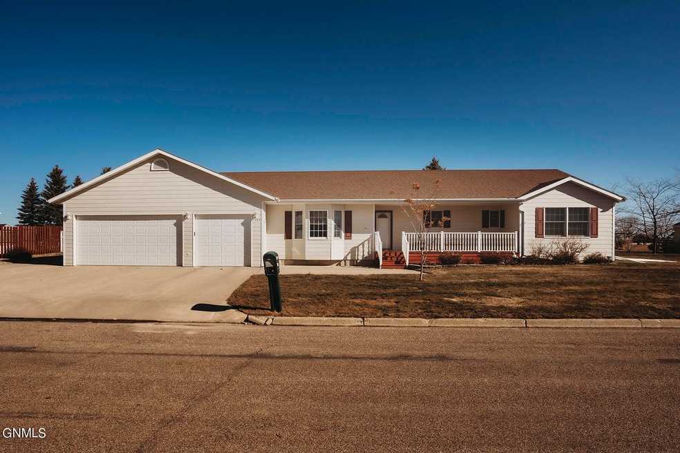 1002 13th St SW, Jamestown, ND 58401 - photo 1