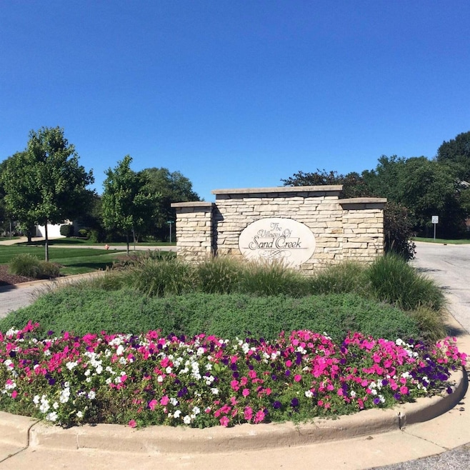 395 Eagle Nest Dr, Chesterton, IN 46304 - photo 1