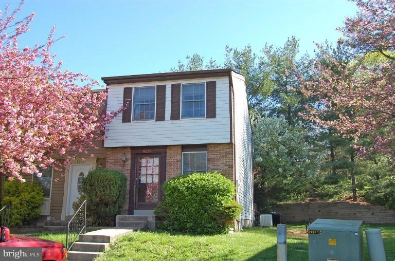 6029 Rowanberry Dr, Elkridge, MD 21075 - photo 1