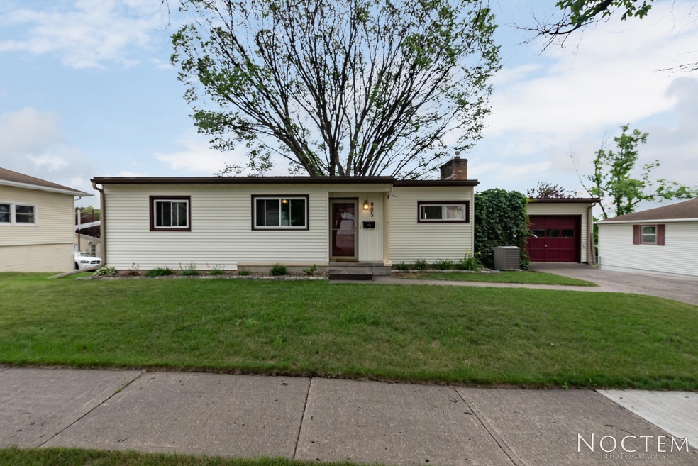 905 N Anderson St-2