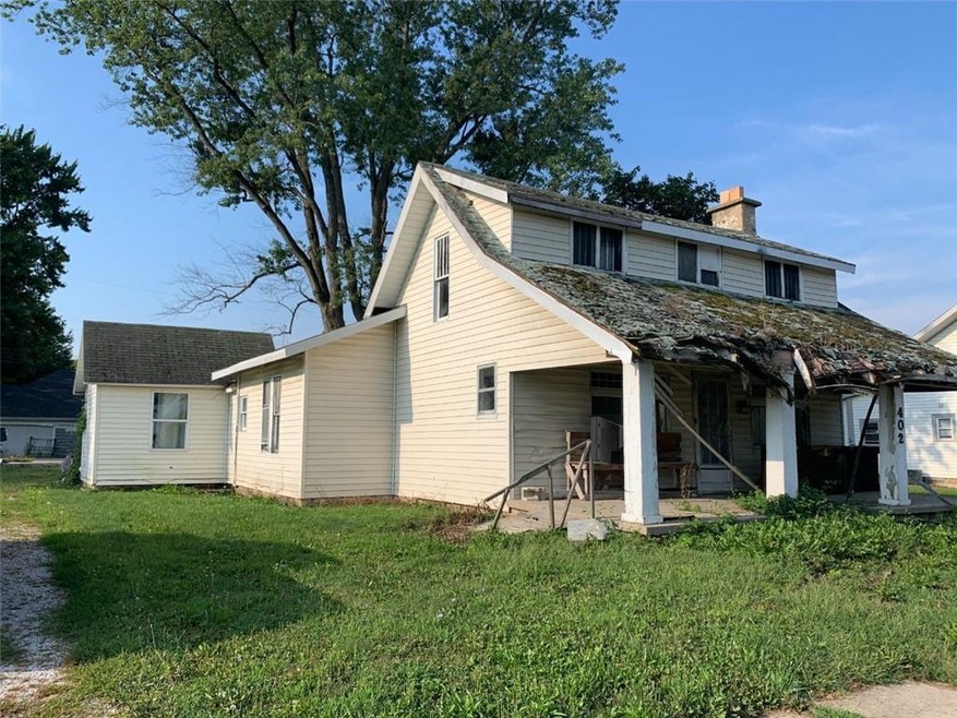 402 E Marion St, Converse, IN 46919 - photo 1