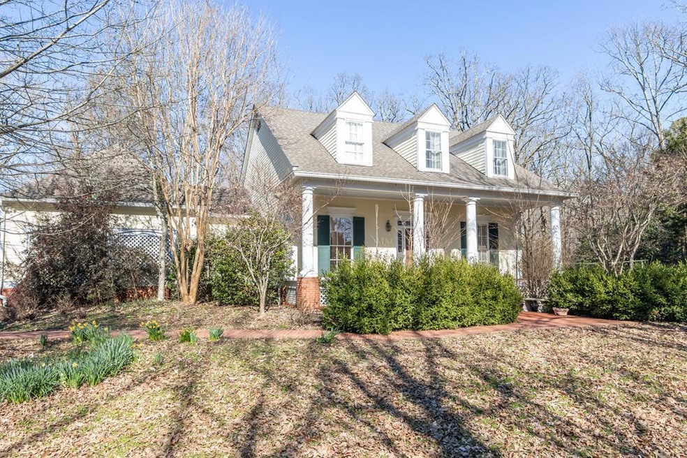 116 Cedar Hill Dr, Oxford, MS 38655 - photo 1