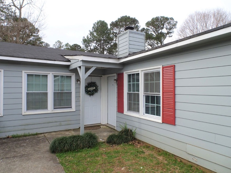 107 Wynnwood Dr unit C, Lagrange, GA 30240 - photo 1