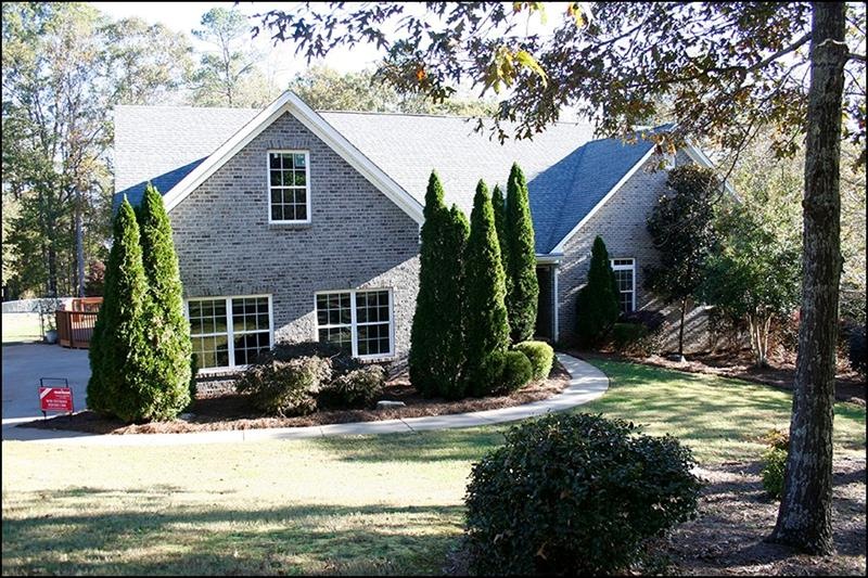 5939 Blackberry Ln, Buford, GA 30518 - photo 1