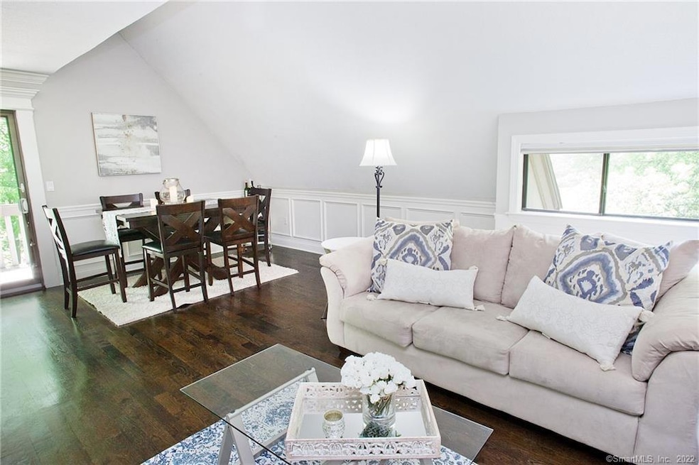 40 Crocus Ln unit 40, Avon, CT 06001 - photo 1