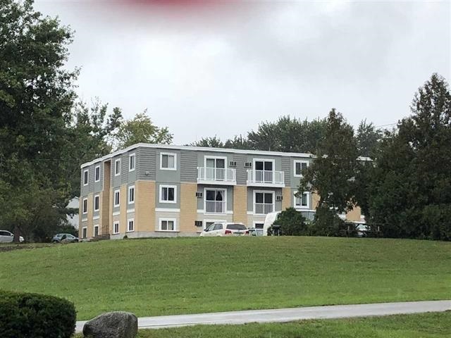 131 Capitol Hill Dr unit 131, Londonderry, NH 03053 - photo 1