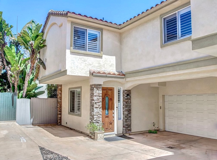 2223 Grant Ave unit C, Redondo Beach, CA 90278 - photo 1