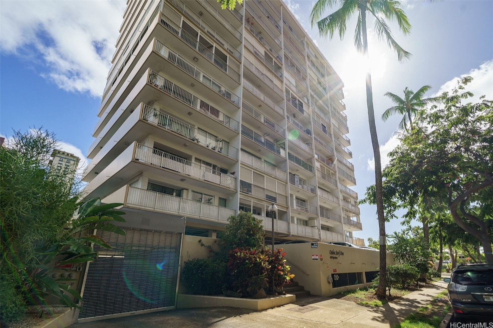 Oahu Surf One unit 305, Honolulu, HI 96815 - photo 1