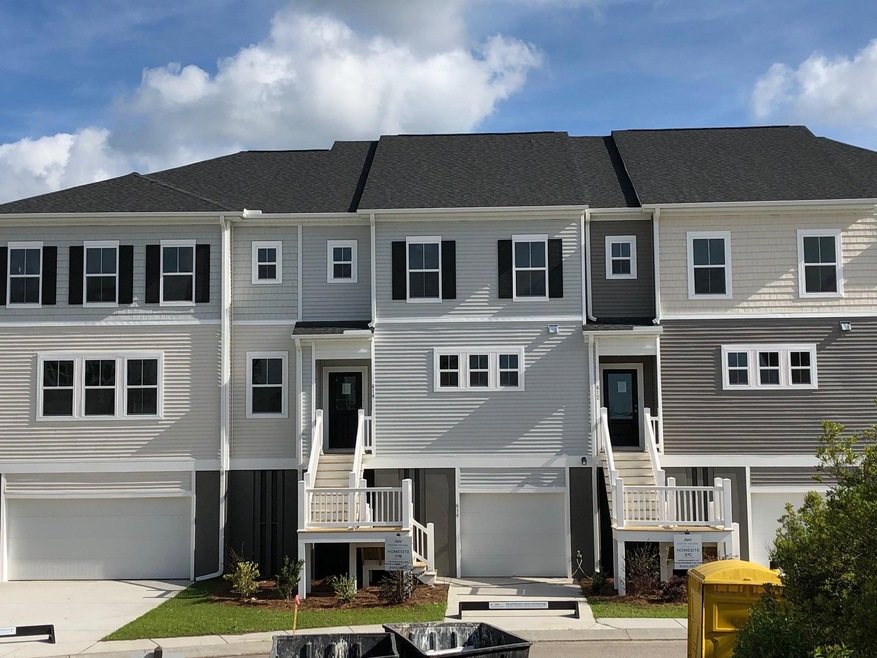 614 McLernon 37B