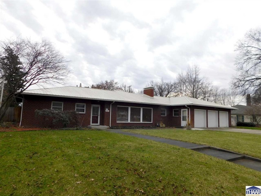 2421 Ohio Blvd, Terre Haute, IN 47803 - photo 1