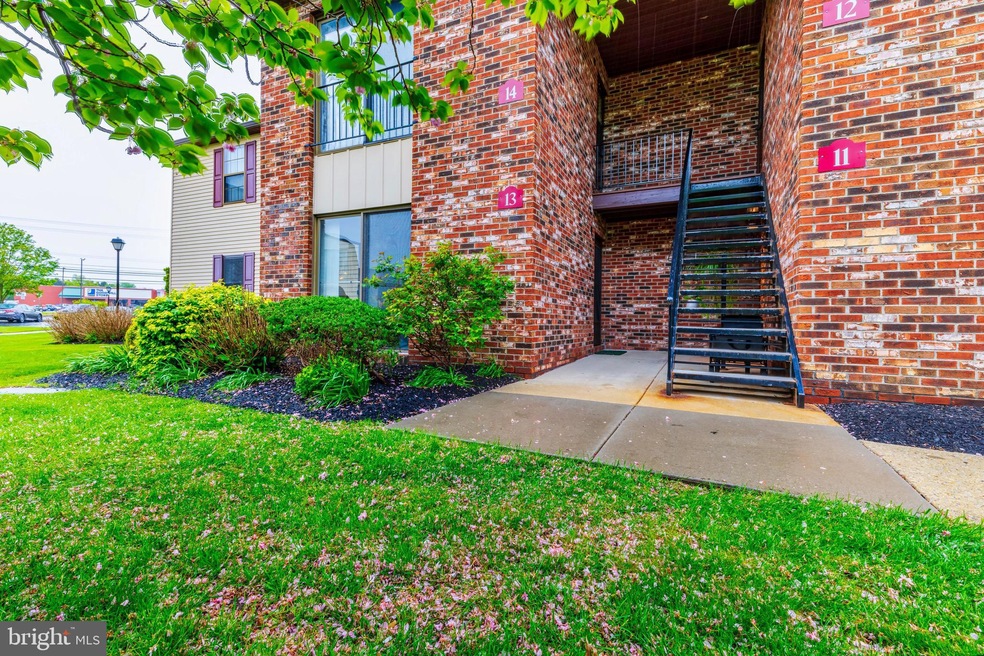 13 Brighton Place unit C5, Sewell, NJ 08080 - photo 1