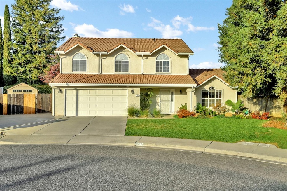 297 Grapewood Ct, Oakdale, CA 95361 - photo 1