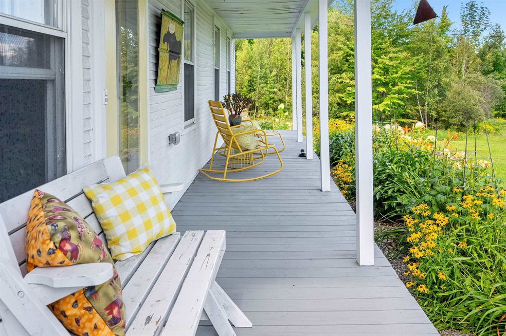 1162 W Hill Rd, Northfield, VT 05663 - photo 1