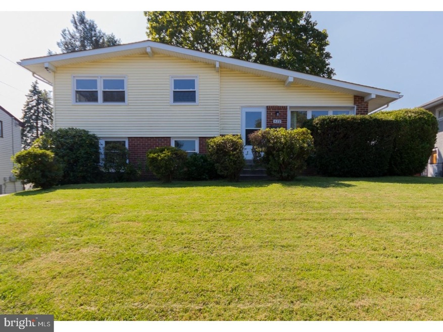 422 Lyndhurst Dr, Broomall, PA 19008 - photo 1