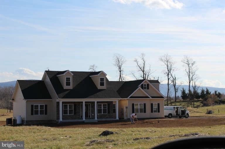 71 Fox Den Rd, Strasburg, VA 22657 - photo 1