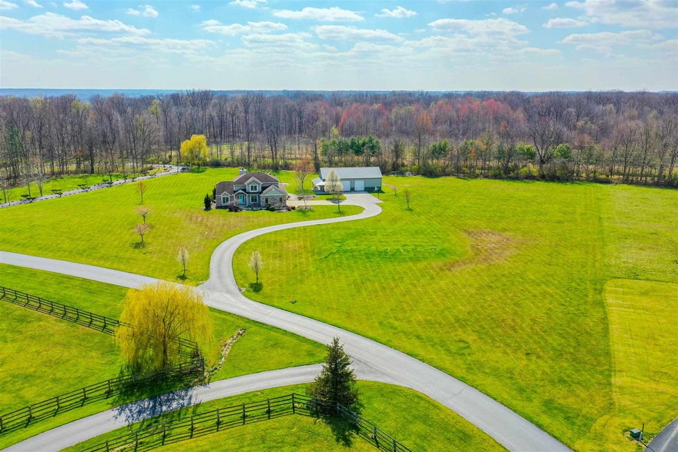 6849 W Maple Grove Rd, Huntington, IN 46750 - photo 1