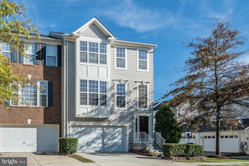 42760 Shaler St, Chantilly, VA 20152 - photo 1