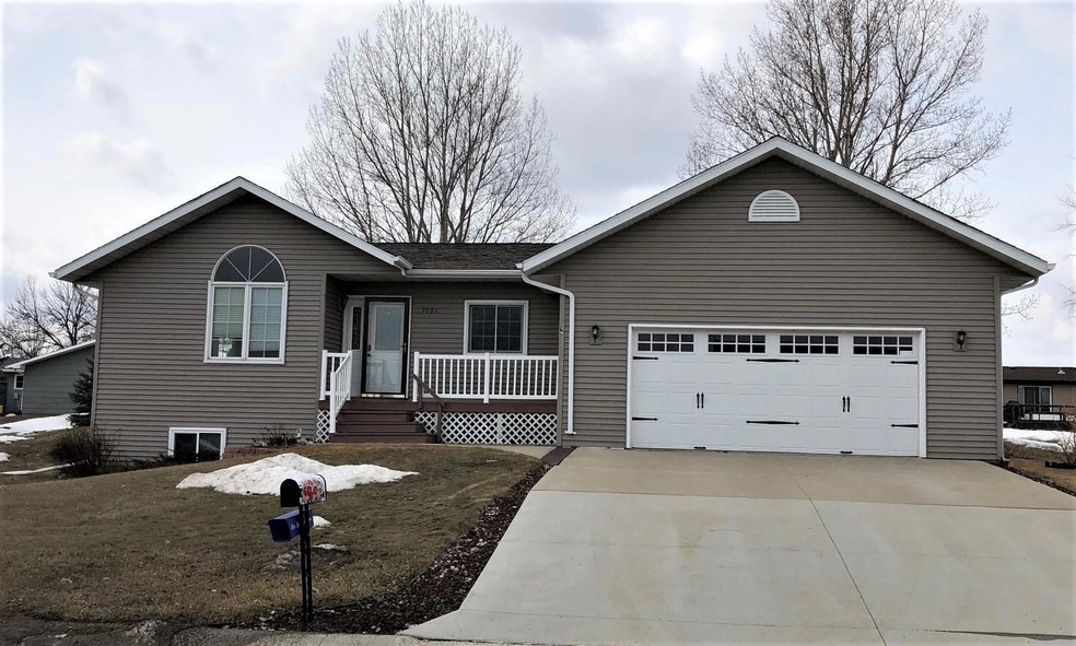 1106 13th Ave SW, Jamestown, ND 58401 - photo 1