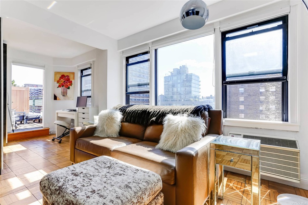 Tracy Towers unit 16H, New York, NY 10010 - photo 1
