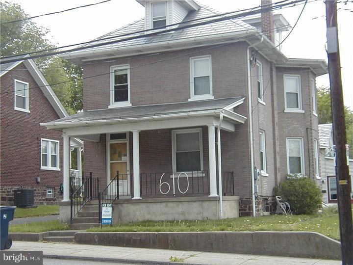 610 E Broad St, Souderton, PA 18964 - photo 1