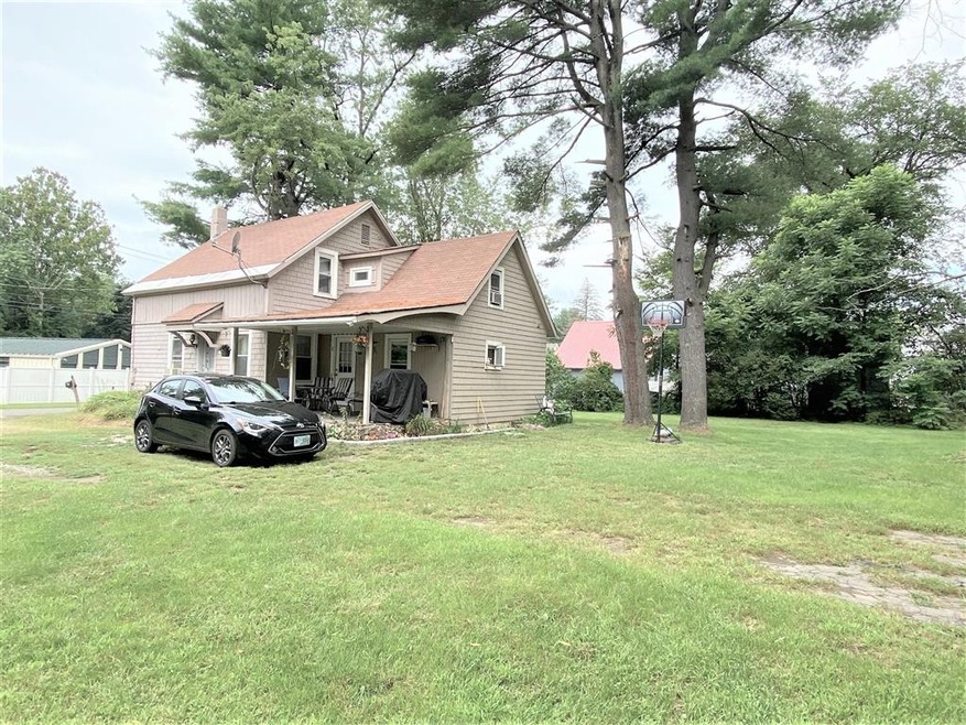 39 Baldwin Ct, Charlestown, NH 03603 - photo 1