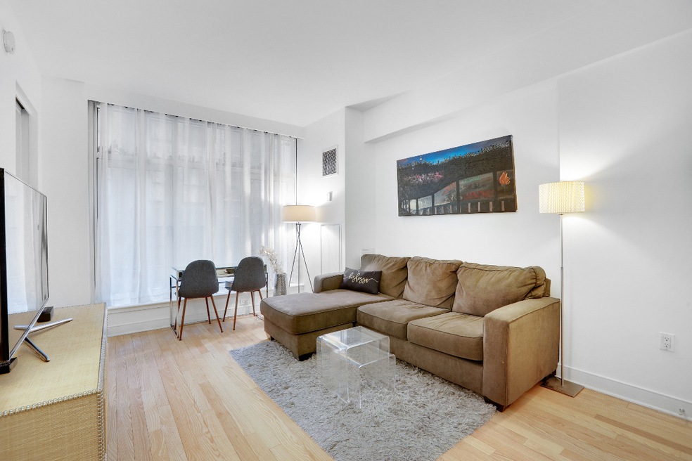 5 E 44th St unit 3B, New York, NY 10017 - photo 1