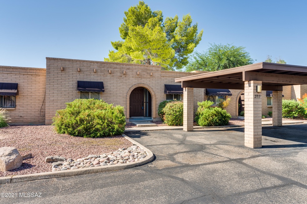 Jennie Ln-1