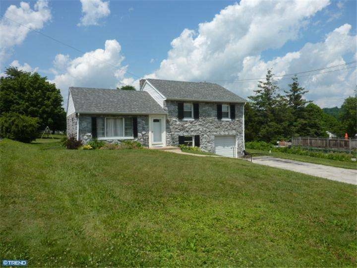 60 S 17th Ave, Coatesville, PA 19320 - photo 1