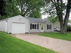 7203 N Pine St, Davenport, IA 52806 - photo 1