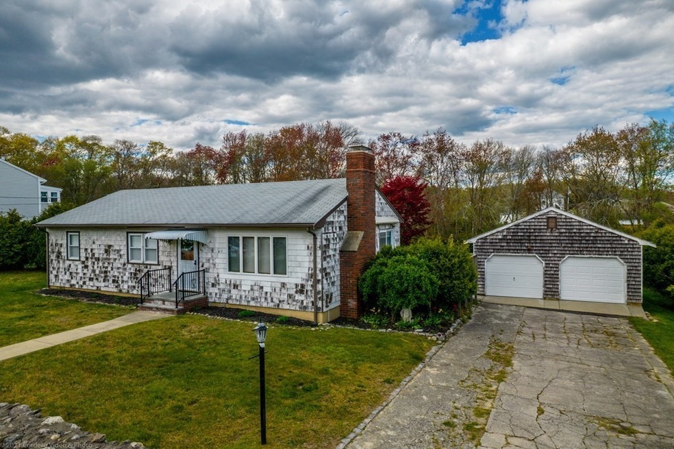 155 Arnold St, South Dartmouth, MA 02748 - photo 1