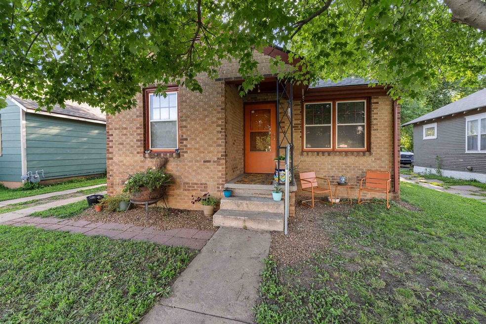 Pending $90,000 • Co-Listing Agent