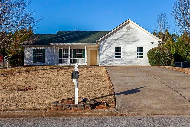 326 Lokeys Ridge Rd, Bethlehem, GA 30620 - photo 1