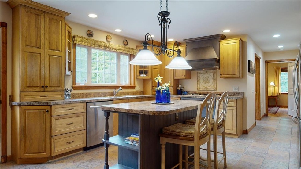 3 Waydon Rd, Cambridge, VT 05444 - photo 1