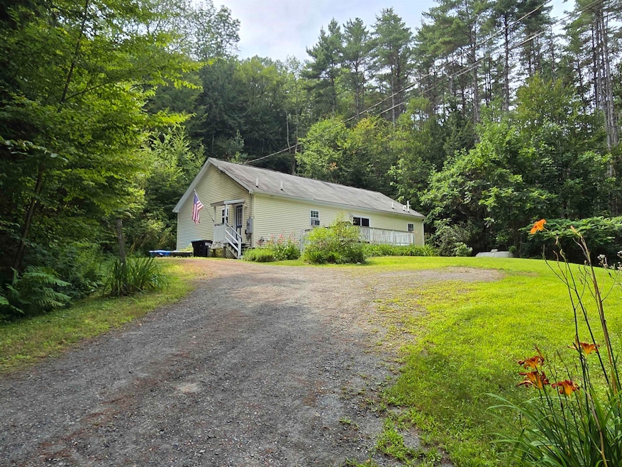 864 Nh Route 4a, Enfield, NH 03748 - photo 1