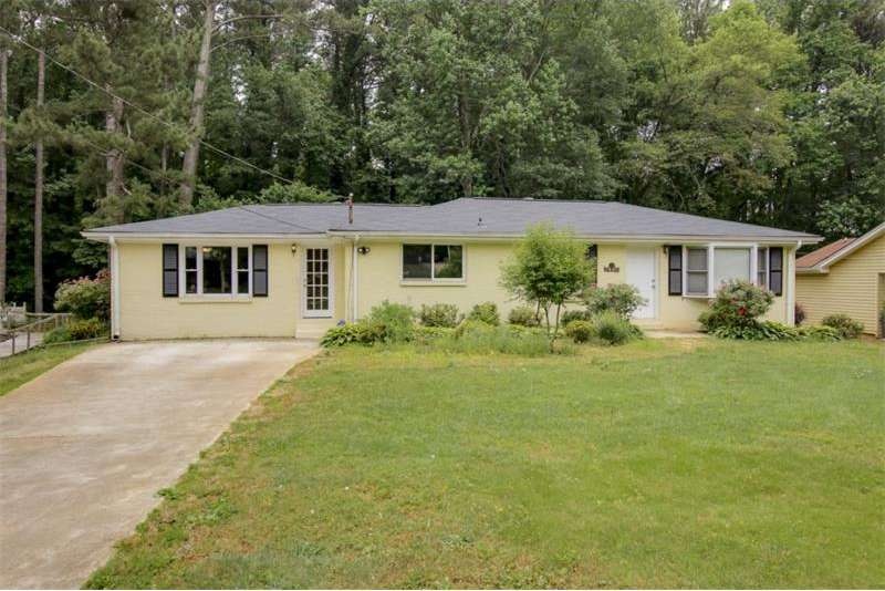 THIS FABULOUS BRICK RANCH IS IN A SOUGHT AFTER CLO