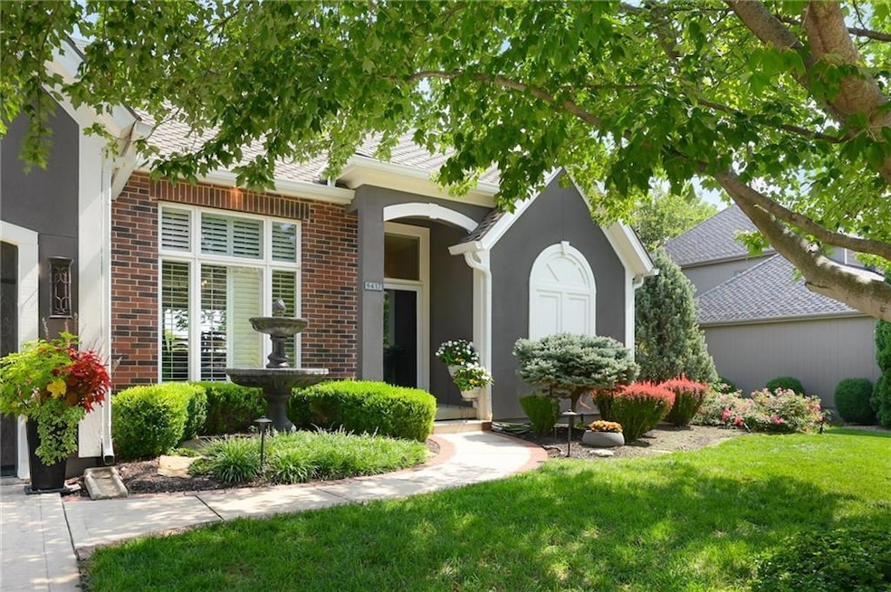 9417 Falcon Ridge Dr, Lenexa, KS 66220 - photo 1