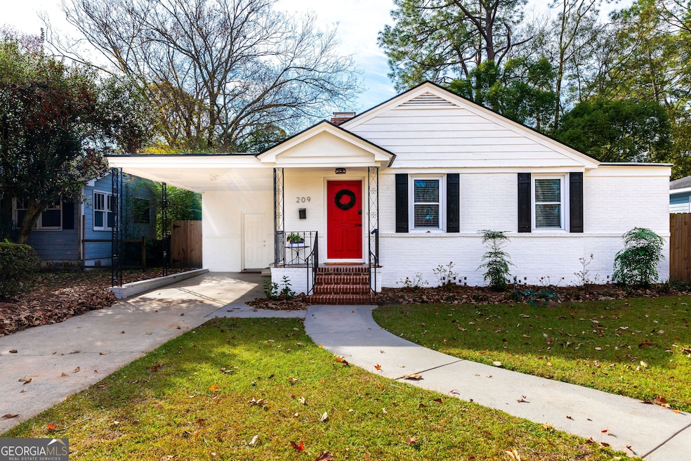209 E 65th St, Savannah, GA 31405 - photo 1