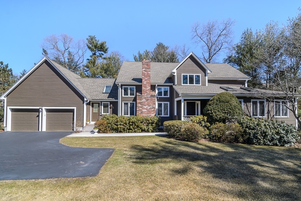 10 Fieldstone Ln, Natick, MA 01760 - photo 1