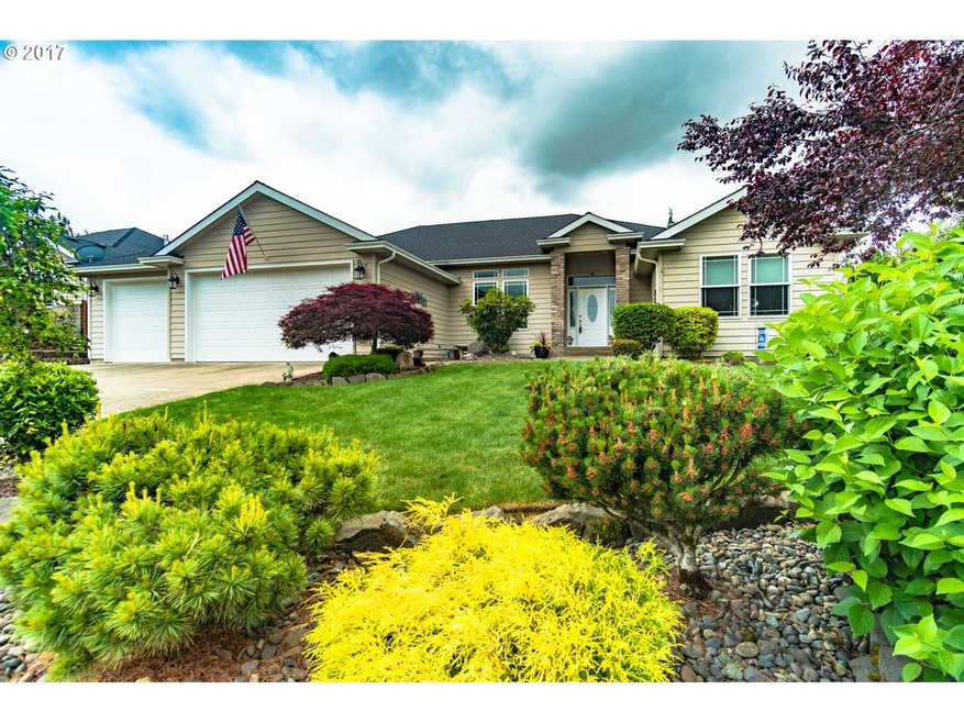 182 Cypress Ct, Winchester, OR 97495 - photo 1