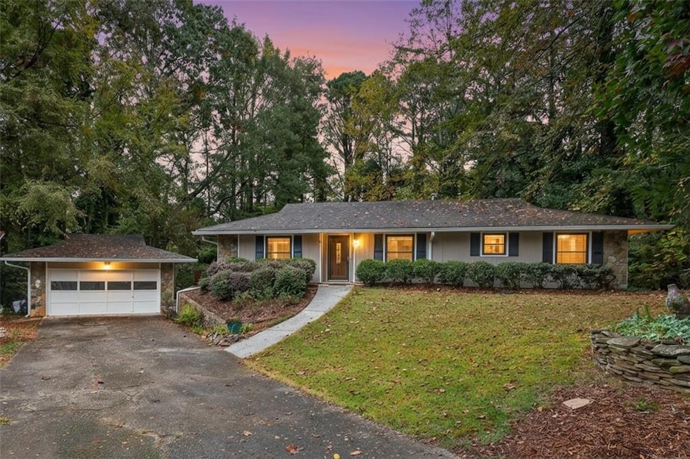 924 Hazel Ct SW, Lilburn, GA 30047 - photo 1