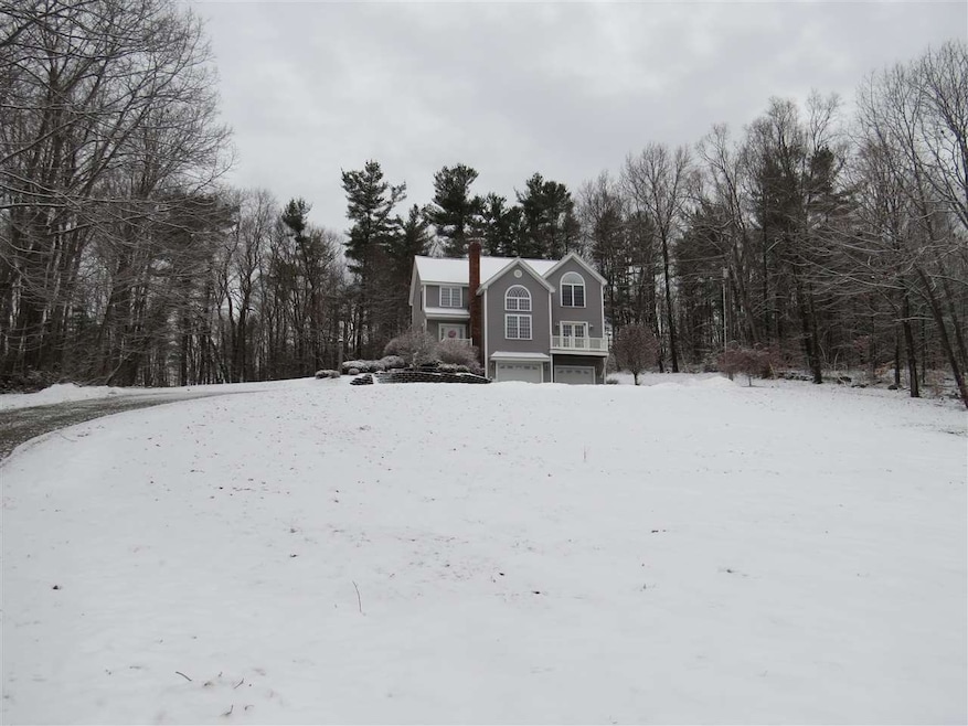 45 School House Rd, Sandown, NH 03873 - photo 1