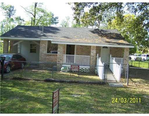 517 Erlanger St, Slidell, LA 70458 - photo 1