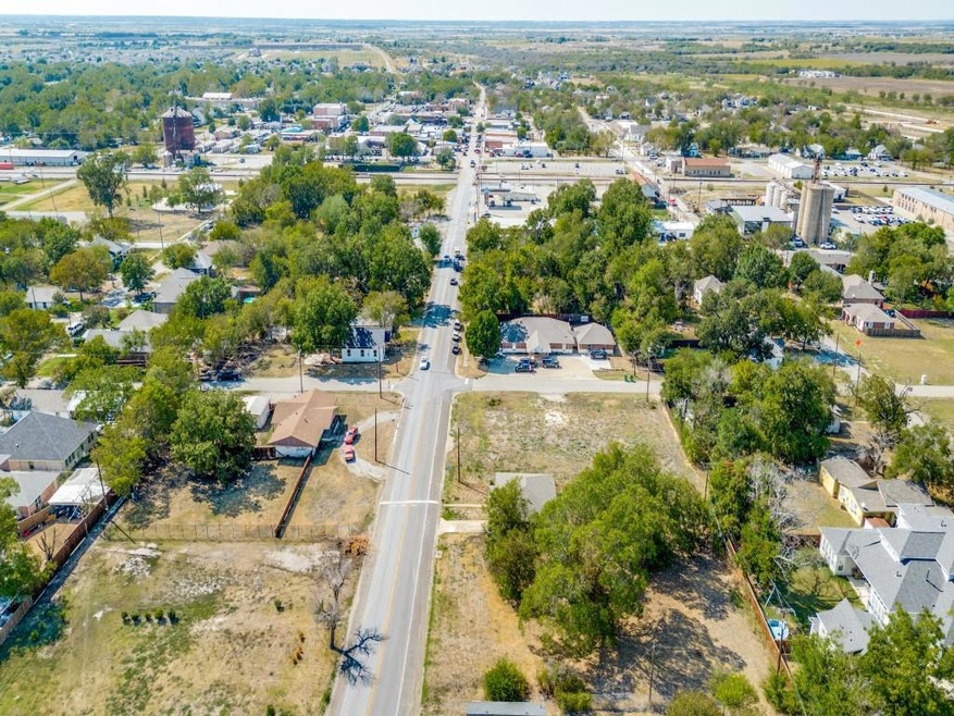 408 E Pecan St, Celina, TX 75009 - photo 1